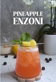 Pineapple Enzoni